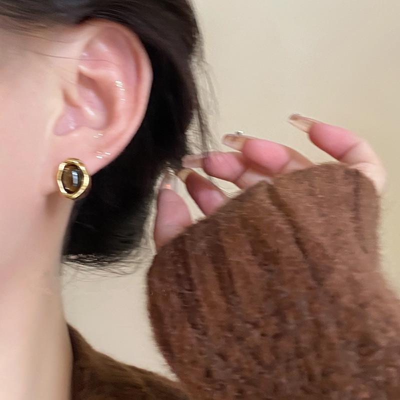 

Круглые серьги Майяра с камнем тигрового глаза женские