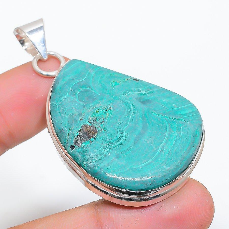 

Этническая ювелирная подвеска ручной работы с драгоценным камнем малахит 2,29 дюйма VM-1528