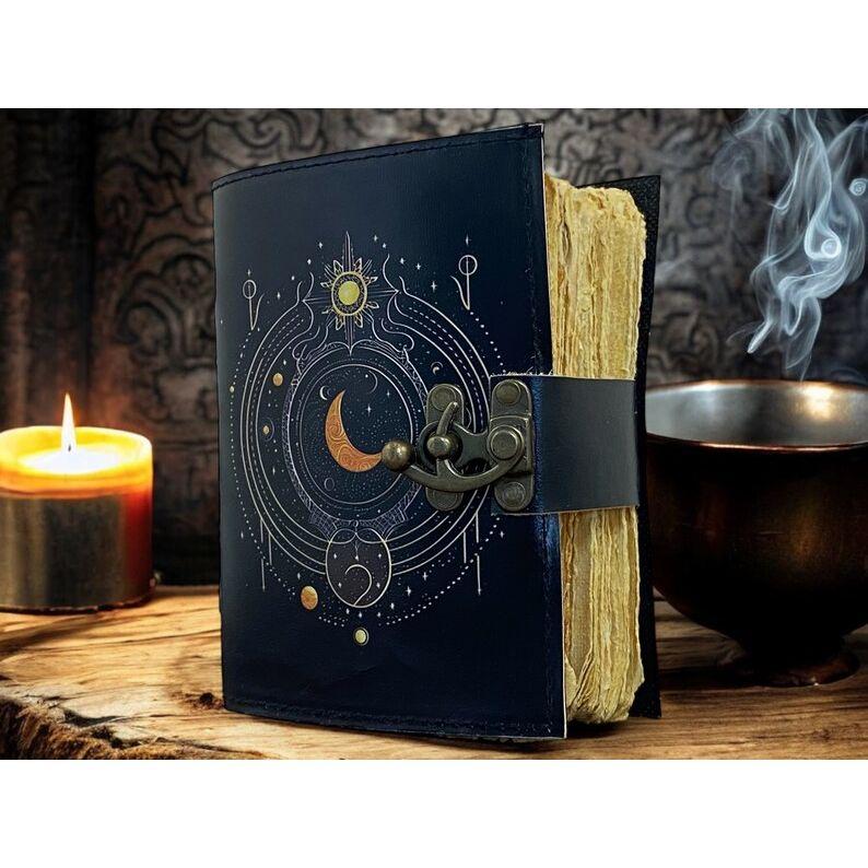 Leder Notizbuch - Skizzenbuch Grimoire Tagebuch - Buch der Schatten vintage handgebunden Großes Journal für Männer und Frauen