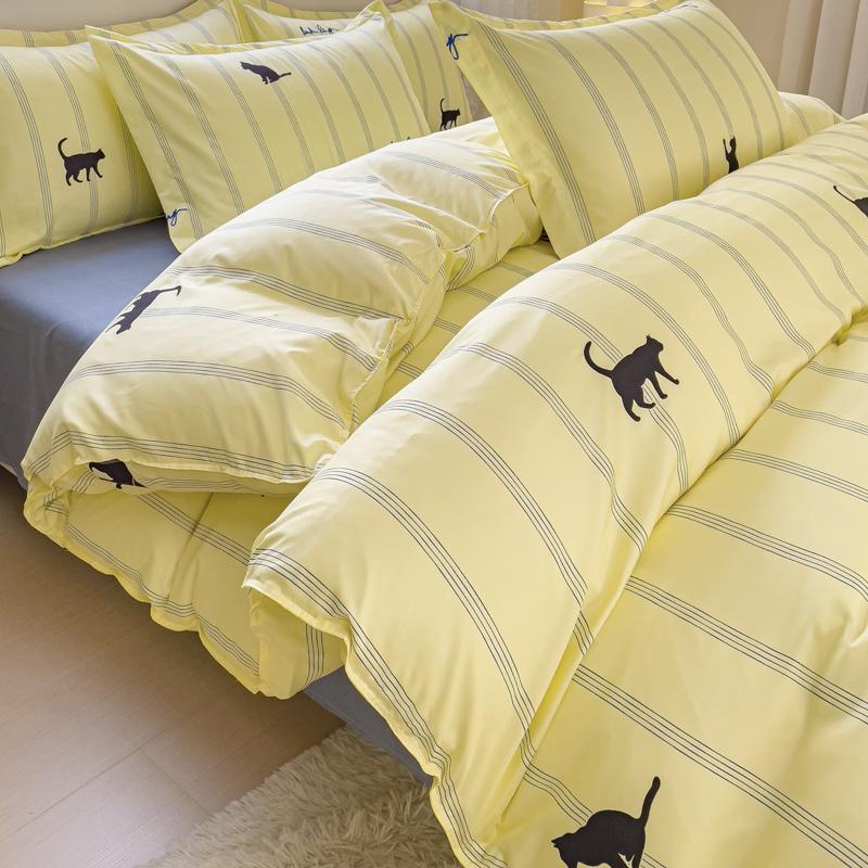 4pcs Cartoon Love Duvet Cover Set Simple Blue Plaid Bed Sheet Adults Kids Teenagers Bedding Comforter Cover with 2 Pillowcases