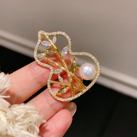 Women Brooch Sparkling Rhinestone Imitation Pearl Inlaid Gourd Shape Anti-Exposure Buckle Suits Sweaters Cheongsam Badge Outfit Accessory