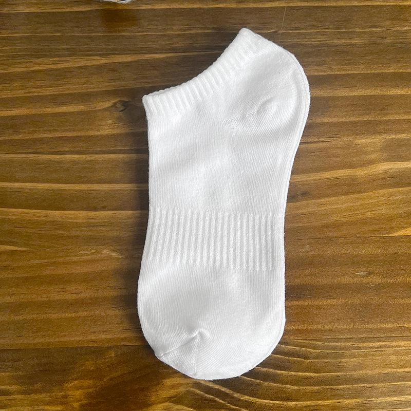 

Douyin Fashion Mid-Calf Men s & Women s Basketball Socks - Autumn/Winter, Long, Pure White, Business Style Regular Thickness