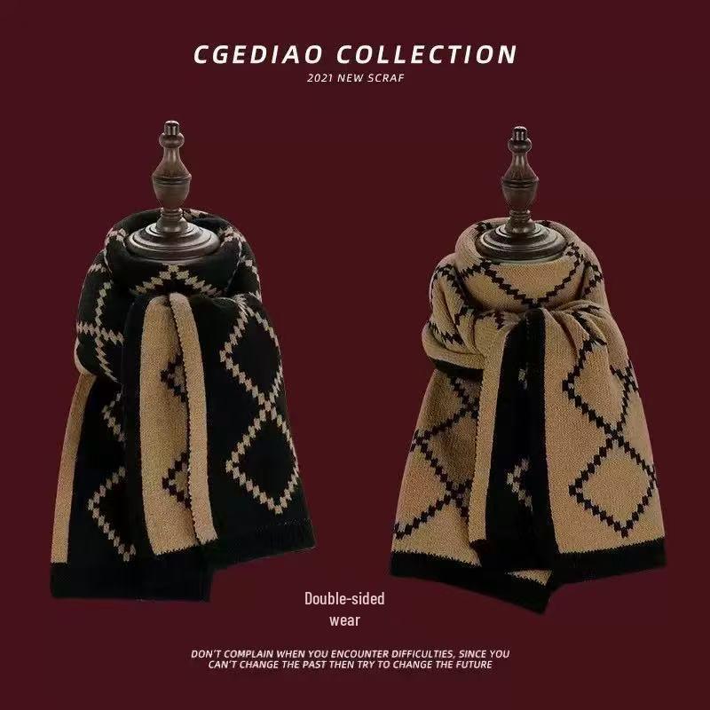 Women's Red Woolen Snood: Versatile Winter Warmth with Japanese Plaid.