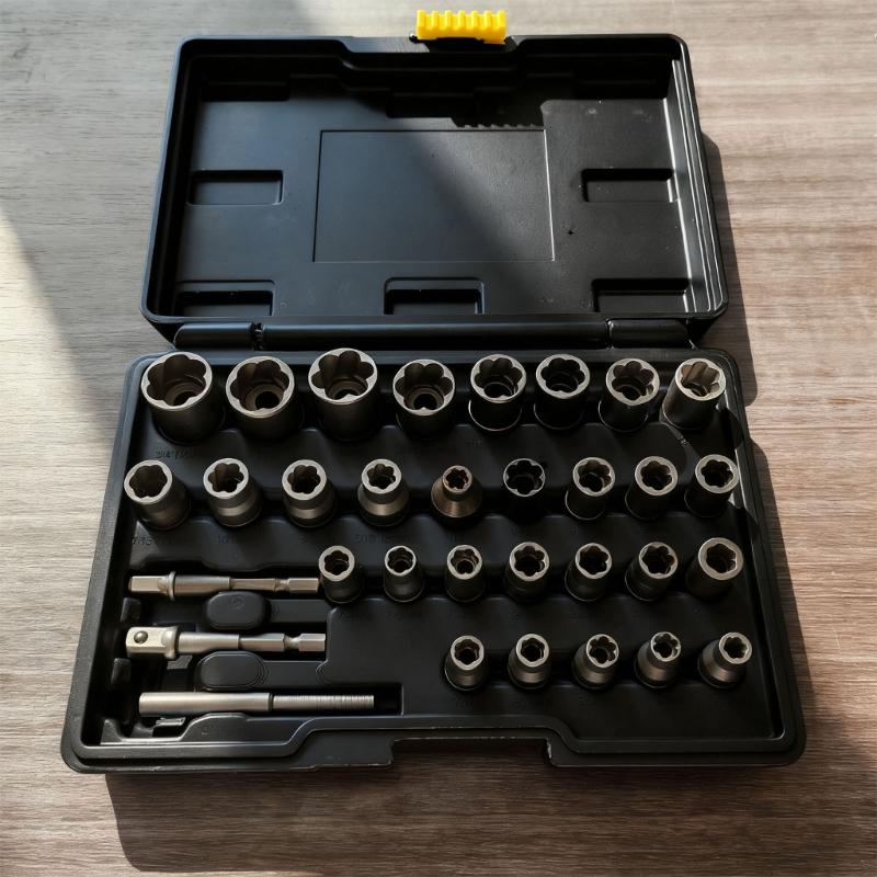 32 Piece Damaged Nut And Bolt Extractors Set Heat Treated Alloy Steel Construction Double Drives Compatibility 29 Size For Automotive Machinery