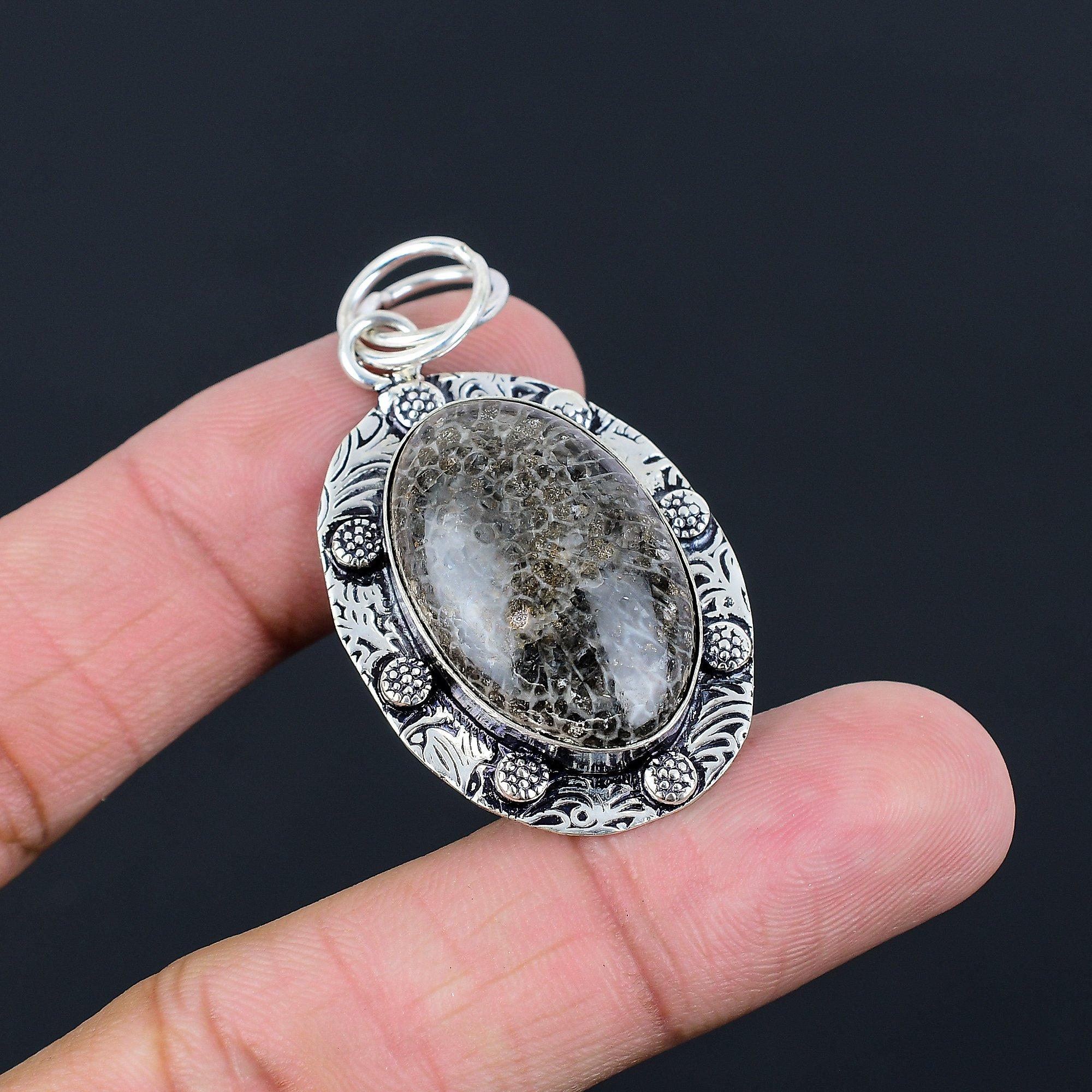 

Sisters Day Deal Sterling Silver Stingray Coral Gemstone Bezel Wife Boho Pendant