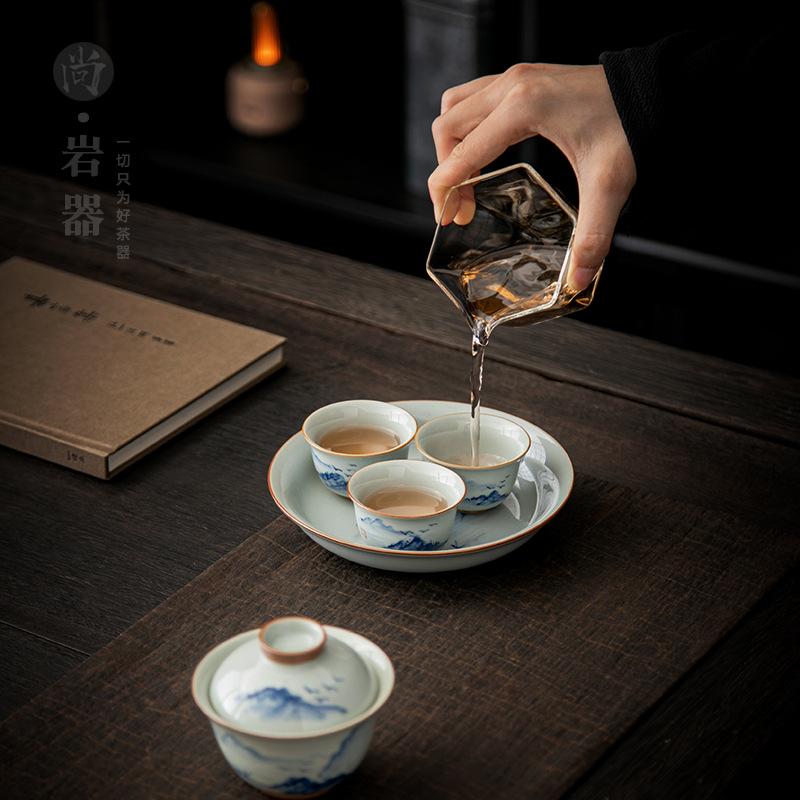 Blue and white teacup single cup ceramic hand-painted landscape personal special teacup high-end light luxury small tea drinking cup