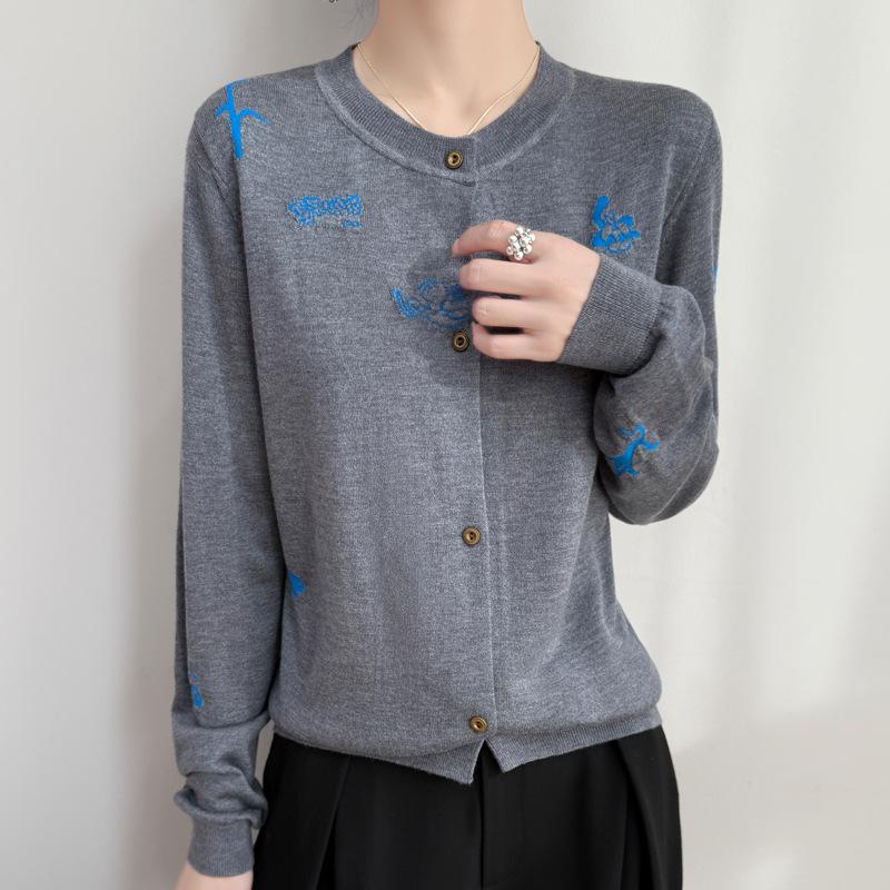 Nový jarní pletený kardigan s kulatým výstřihem a výšivkou, volný a všestranný design