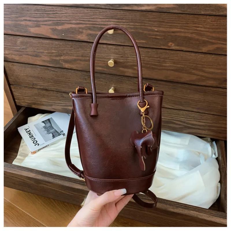 Versatile Feminine Shoulder Bag  Elegant Crossbody Bag for Work  Small Portable Shoulder Bag  New