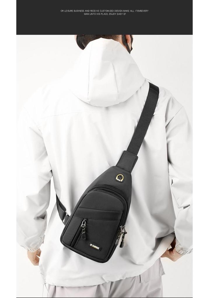 Men's Large-Capacity Waterproof Oxford Cloth Crossbody Bag: Trendy Korean-Style Multifunctional Shoulder Bag for Casual Sports