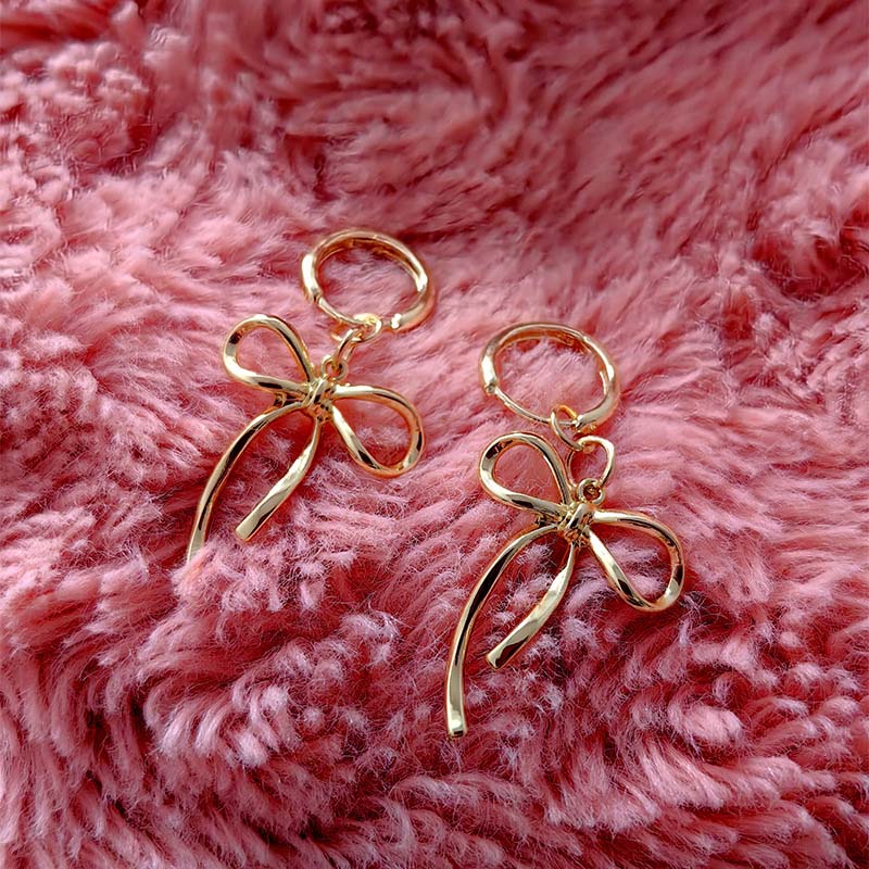 Fashion Zinc Alloy Color Bowknot Hoop Earrings For Women Egirl Simple Metal Long Bow Pendant Earrings Aesthetic Y2K Zircon