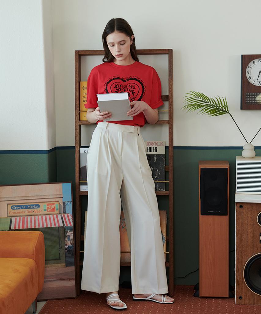Eoboneoseu Heart Print T-Shirt [Red]