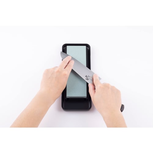 Kai Seki Magoroku Coarse Knife Sharpener, #220, with Storage Case, Made in Japan, AP0328