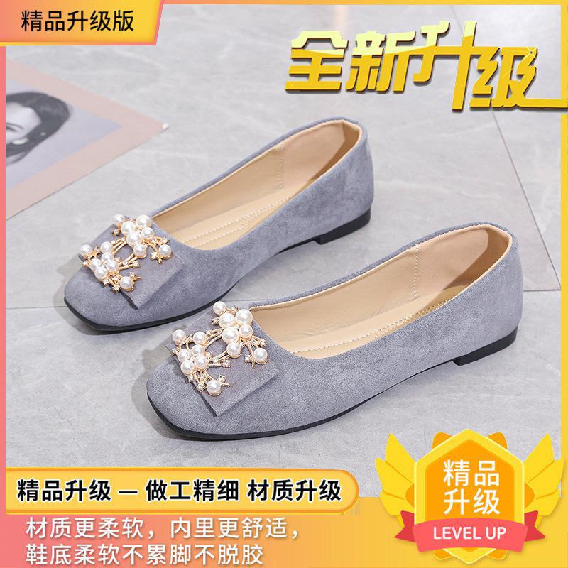 2025 Spring and Autumn New Single Shoes Women's Versatile Square Head Flat-soled Doudou Shoes Wedding Shallow Mouth Xiuhe Shoes Antique Women's Shoes