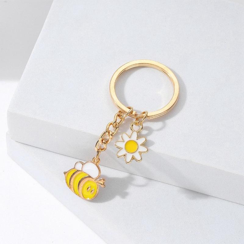 Cute Keychain Bee Honeycomb Heart Flower Key Ring Garden Key Chains Souvenir Gifts For Women Men Handbag Accessorie Jewelry