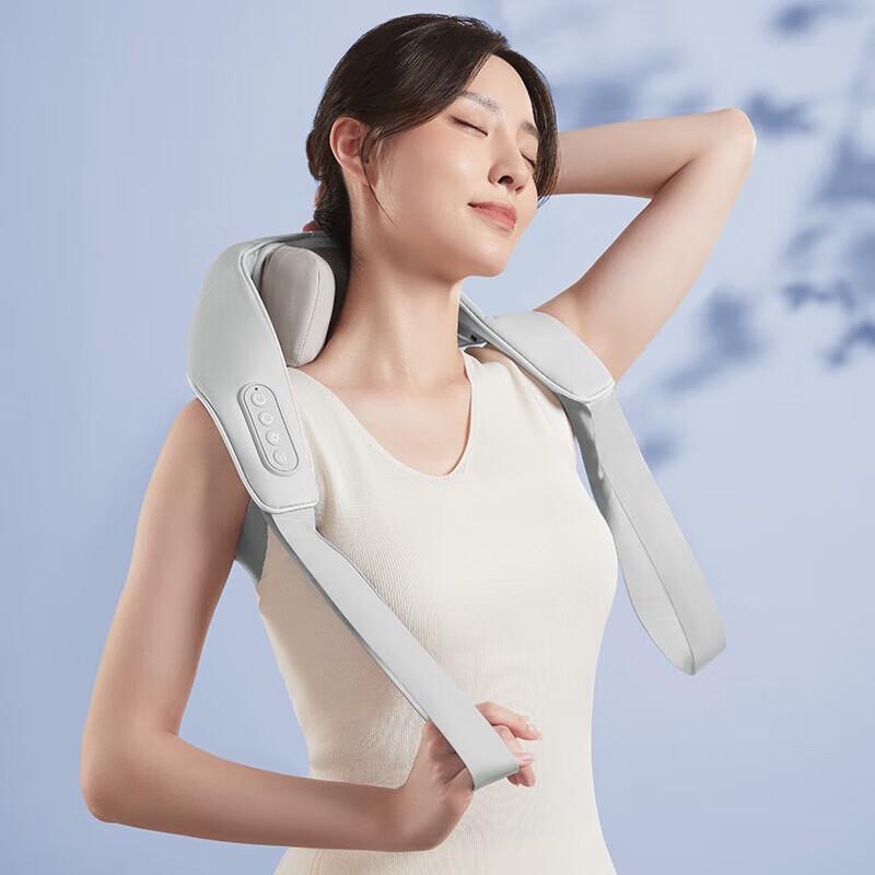 CHIGO 3D Kneading Heated Shoulder and Neck Massager