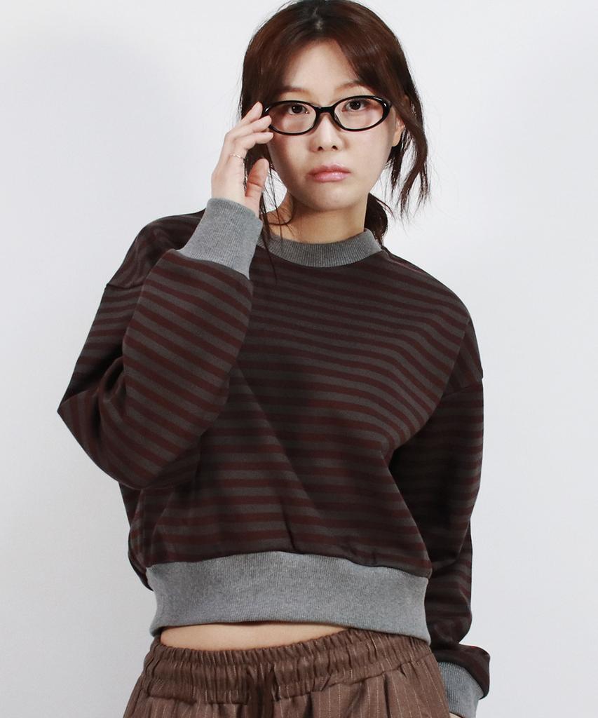 Deumakeu Stripe Crop Sweatshirt -Burgundy
