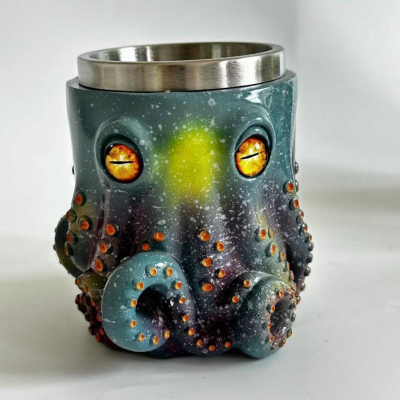 V8 Engine Themed Resin Mug Decorative Desk Ornament Car Enthusiasts Office Decor