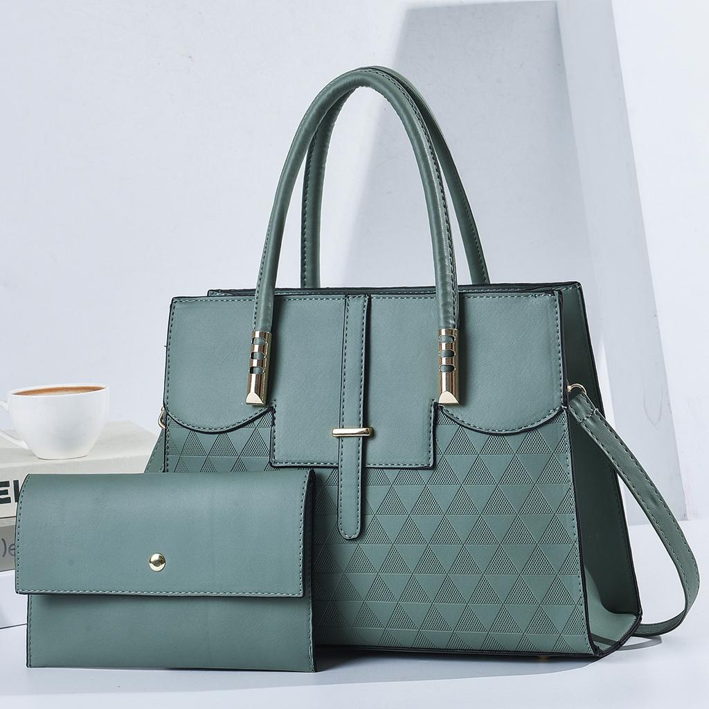 2026 New Women's Bag Fashion Versatile Casual Simple High-end Shoulder Crossbody Light Luxury Niche