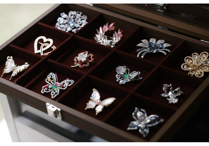 Bo Xin Yun Luxury Natural Shell Mother-of-Pearl Butterfly Brooch for Women, European American Style