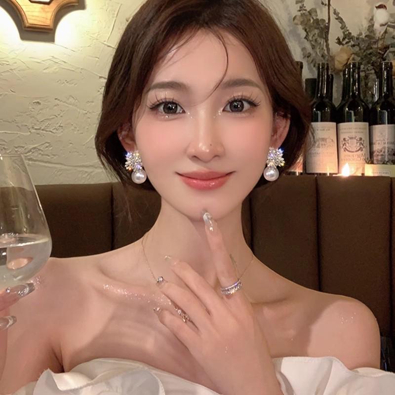 925 Sterling Silver Pearl Tassel Earrings: Elegant Women’s Luxury Drop Earrings for Autumn/Winter.
