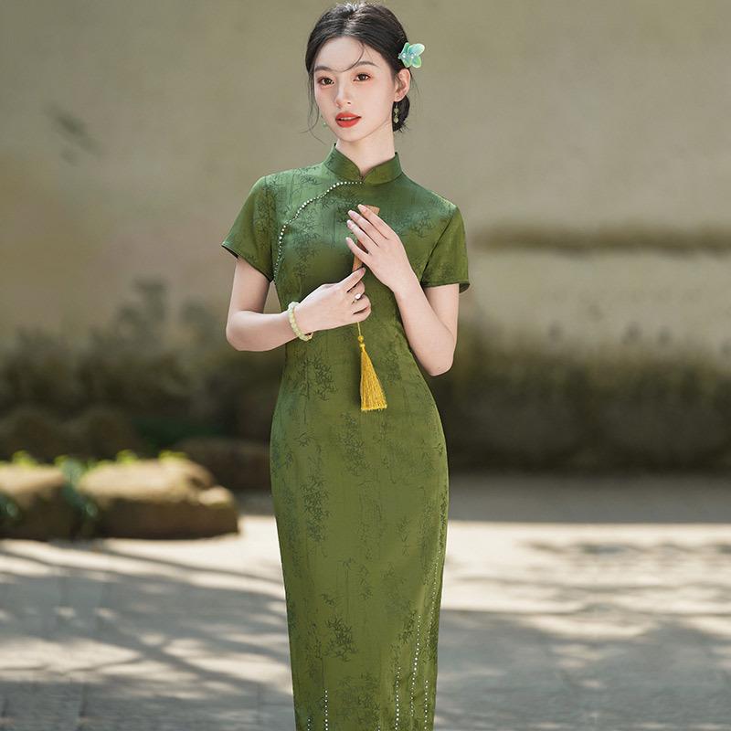 Green black national style Chinese long cheongsam improved young 1011 new women's retro short-sleeved catwalk summer