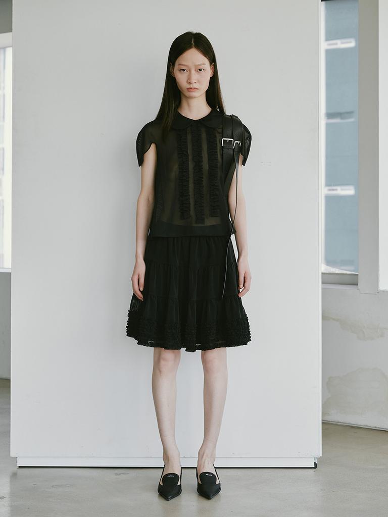 Peullijeupeulojegteu Seethrough Frill Blouse, Black