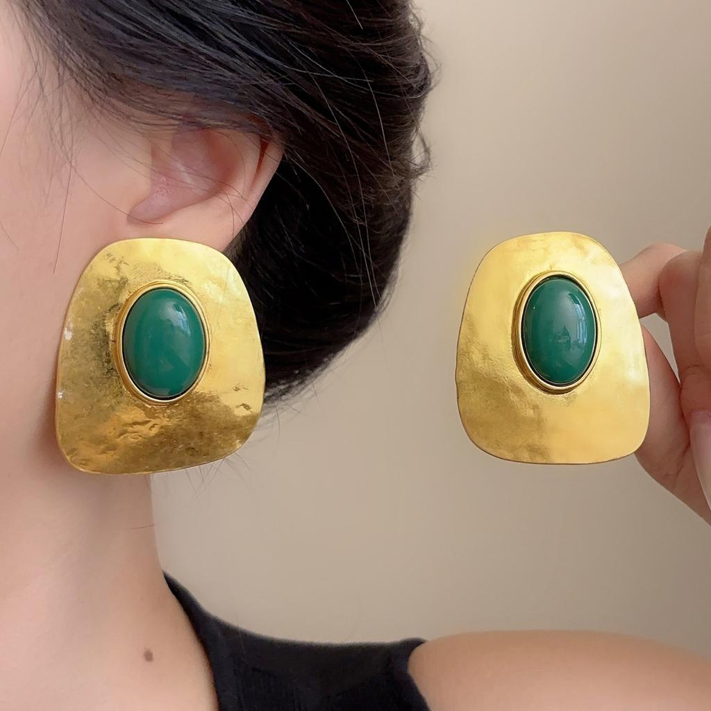New Exaggeration Resin Geometric Metal Stud Earrings for Women Hammered Texture Personality French Party Heavy Jewelry Gifts