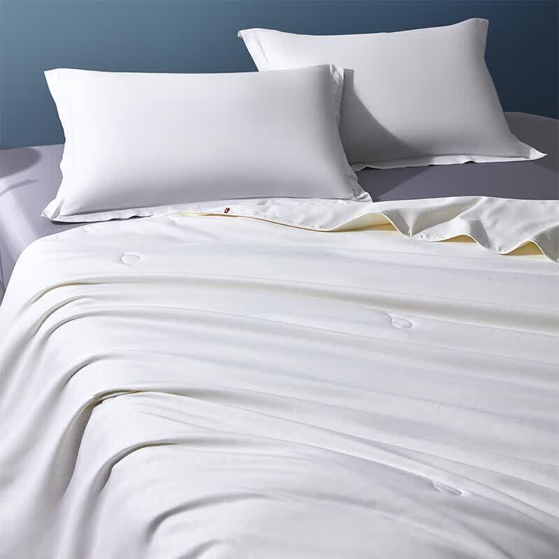 Luolai Four-Season Constant Temperature Silk Quilt