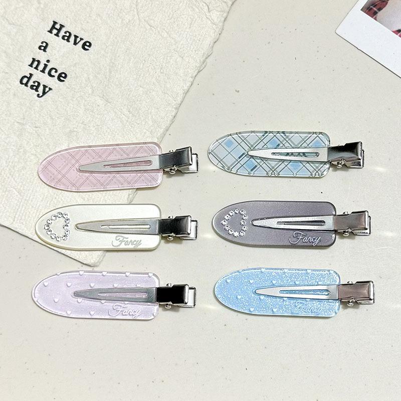 3Pcs Grid Patterned Heart-Shaped Hair Clip With No Trace On The Side Women'S Bangs Duckbill Headwear Y2K Gift