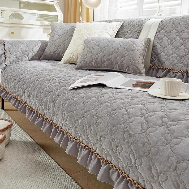 Thickened Four Seasons Universal Non-Slip Cushion Leather Sofa Cover Cover Cloth Winter Plush French Cream Style Sofa Cushion