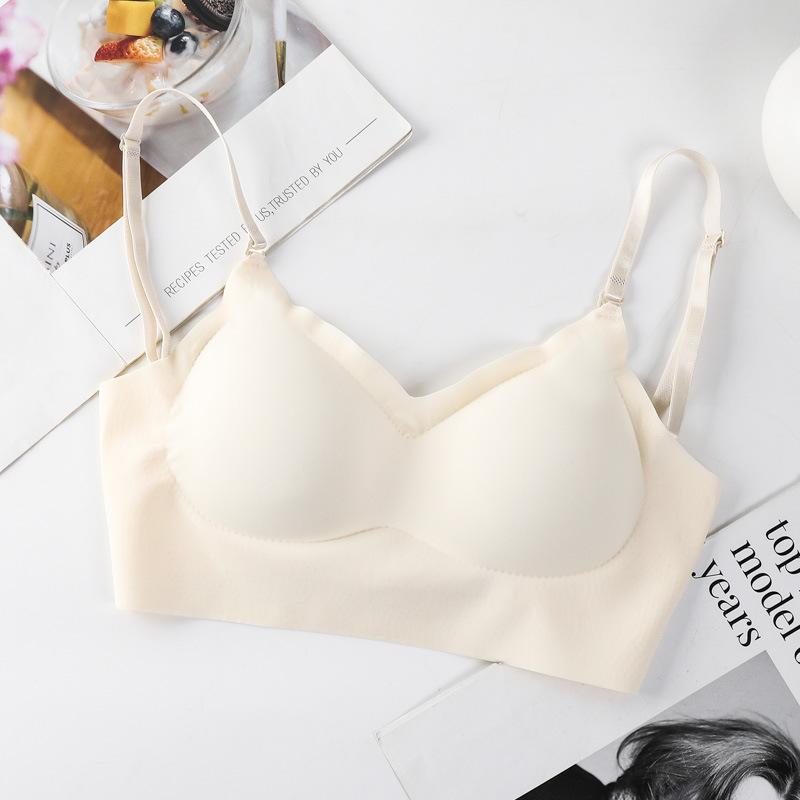 Big halter underwear, women's sling vest, gather without a trace, put on the bottom, anti-light tube top, beautiful back, sexy style