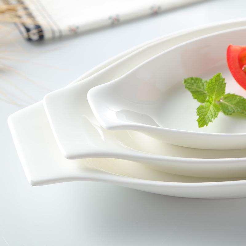 Banana Boat Ceramic Double-Ear Plate: Creative Cheese Baked Rice, Chinese Steamed Fish, Western Style, Pure White Tableware Bowl
