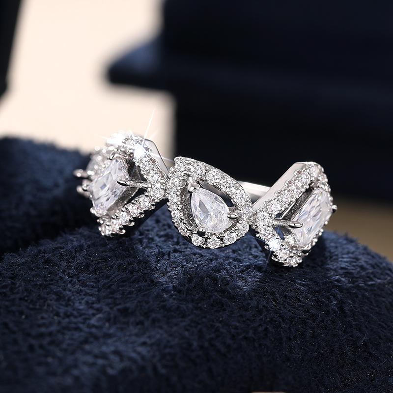 Huitan Fashion Design Geometric Cubic Zirconia Finger Ring for Women Luxury Trendy Wedding Band Accessories Bling CZ Jewelry