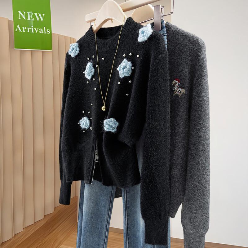 

Tachic Women s Color-block 3D Floral Slit Knit Sweater S