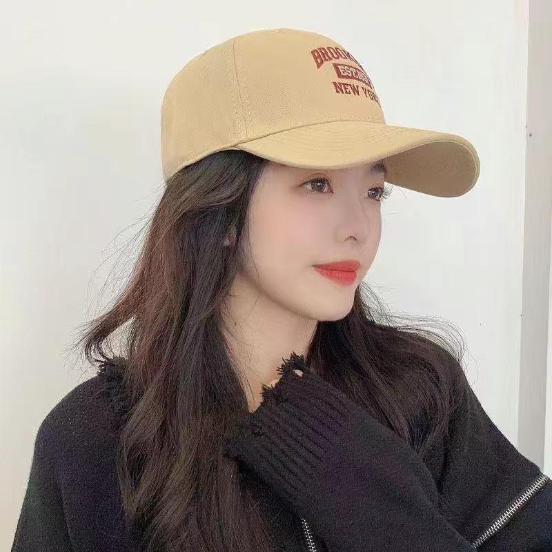 Korean Style New York Embroidery Baseball Cap for Women - Sun Protection & Face Slimming Duckbill Hat for Spring/Summer