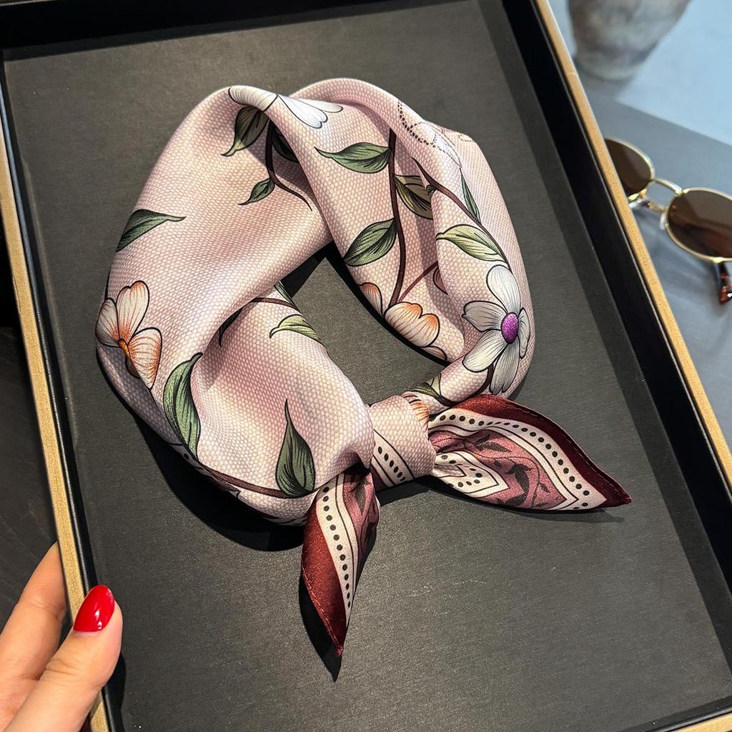 TOP Novelty 100% Silk Women Scarf Gaudy Sunflower Small Square Scarf Hair Neck Scarf Lady Headscarf Vintage Ladies Shawls