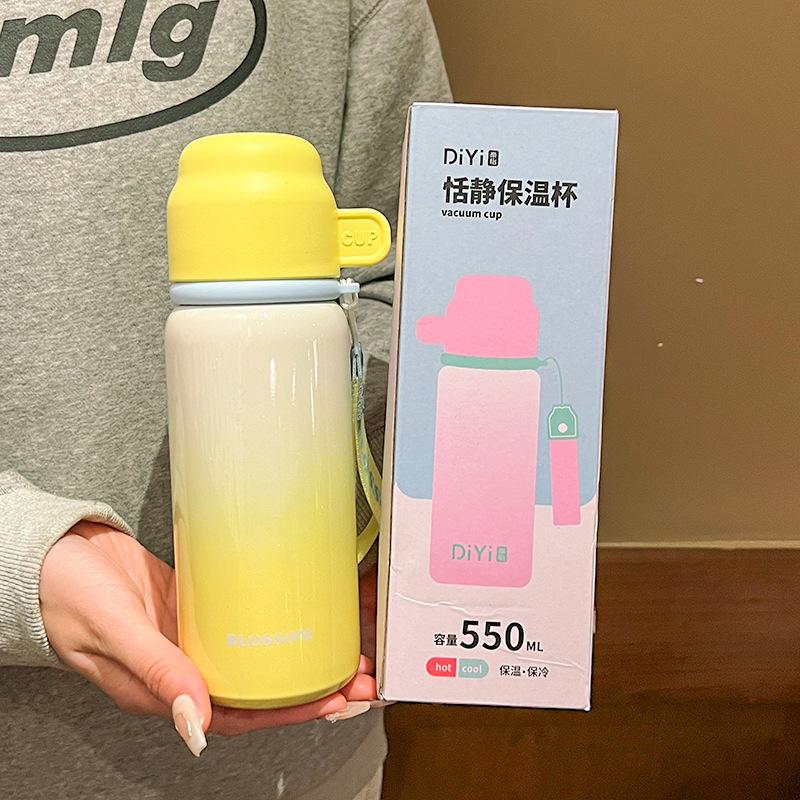 Jednoduchý termoskový hrnek pro ženy  Nový styl  Krásný a roztomilý  Přenosný nerezový hrnek na vodu s víčkem na cesty