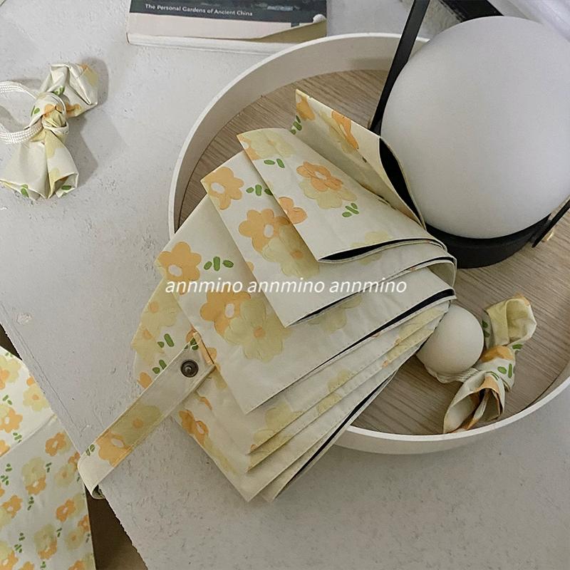 Paraguas automático para mujer con estampado de campo de flores y espuma de leche, de doble uso para sol y lluvia, sombrilla de vinilo plegable en tres secciones con protección solar