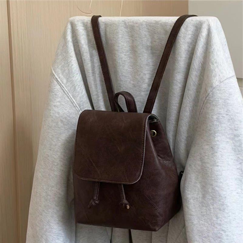 

Xiaohongshu маленький ретро коричневый рюкзак женский 2024 весна-лето новый простой литературный универсальный сумка через плечо коричневый