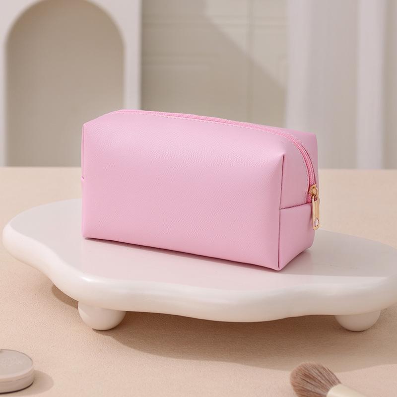 Bei Lian Large Capacity Makeup & Toiletries Travel Bag with High-End Design