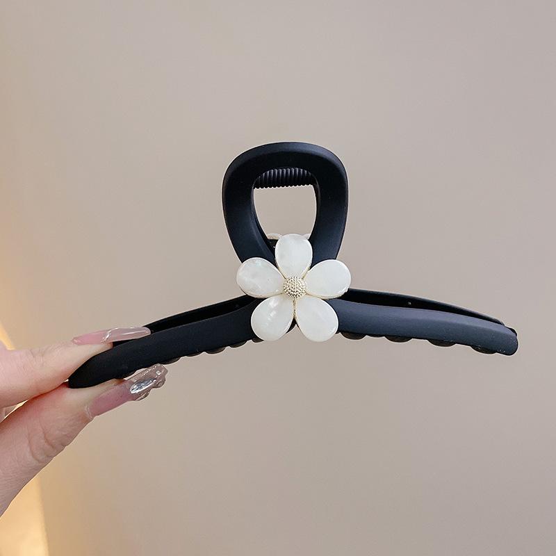 Großer französischer Retro-Klammer-Haarclip für elegante Damenfrisuren.