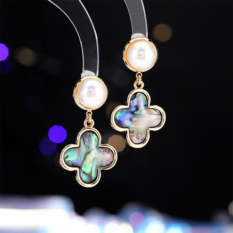 

Серьги французского ретро цветастого моллюска с жемчугом Lucky Grass из серебра 925 пробы, нишевые серьги в стиле суда высокого класса золотой