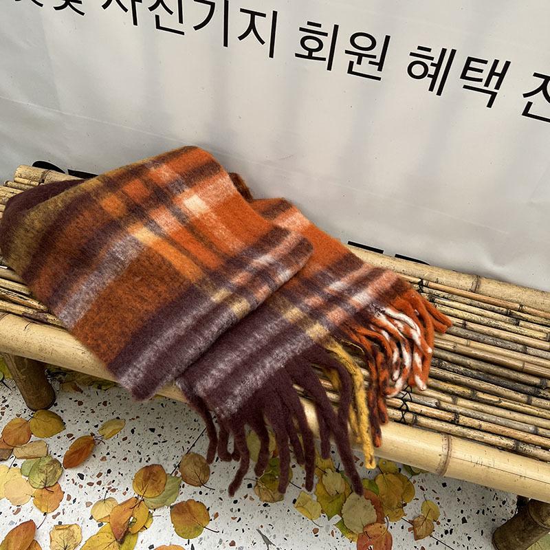 Simple women's autumn and winter thickened retro fringed polyester atmosphere imitation cashmere scarf scarf