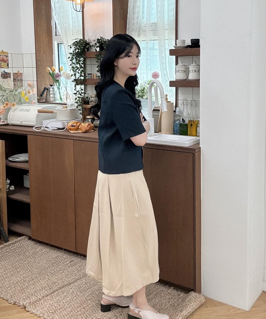 Ppaeppae Back Elastic Secret Pleats 3/4 Skirt Pants