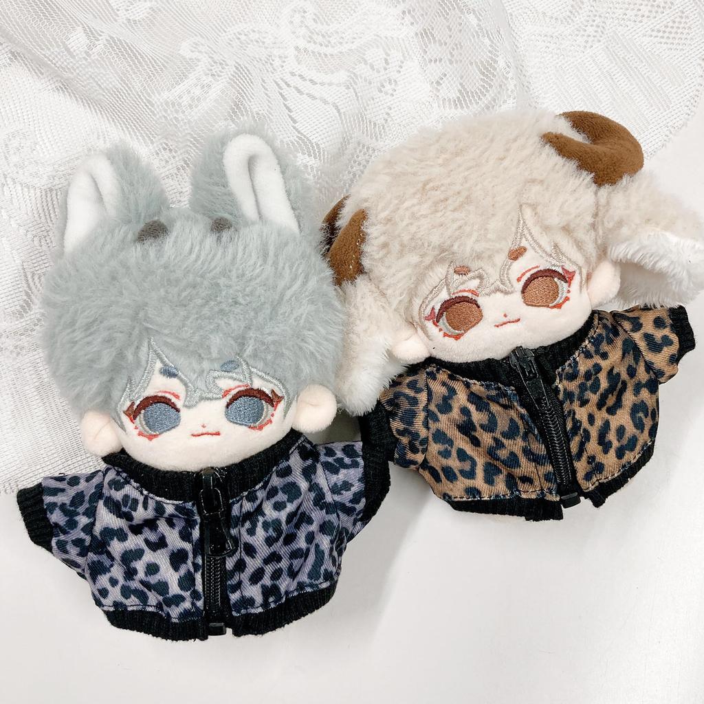 Leopard print jacket, 10cm plush doll outfit, black. Perfect for mascots, idols, K-pop dolls, and other fan activities. [Used]
