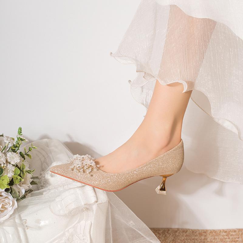 

Нишевая свадебная обувь обувь невесты свадебное платье цисюхэ два варианта носки не устают ноги обувь с кристаллами с высоким чувством тонкий каблук высокий каблук женская 34