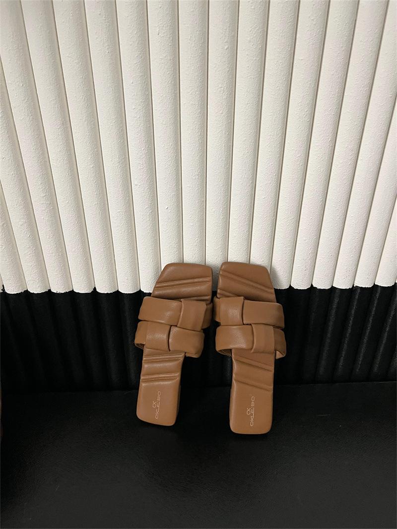 

Нишевый дизайн плетеные сандалии с квадратным носком и плоской подошвой на одно слово женские 2025 новые туфли феи из мягкой кожи 40 коричневый