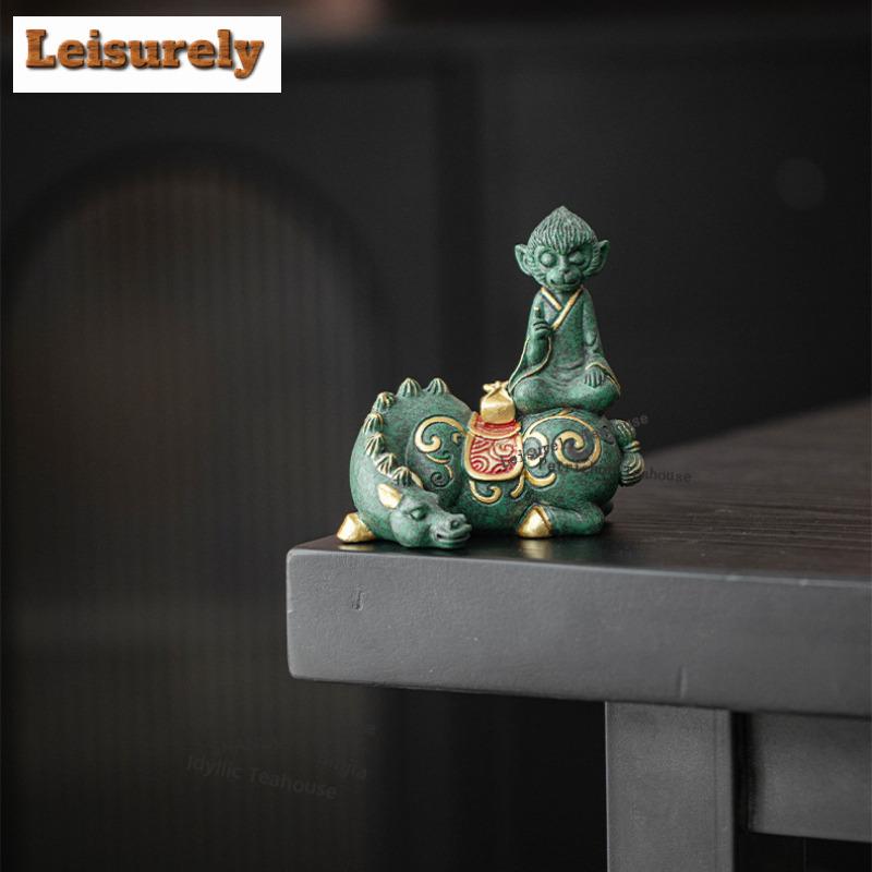 Green Sandstone Zodiac Horse Monkey Tea Pet Zen Lucky Model Tea Figurine Play Toys Tea Statue Ornaments Can Be Raised Tableware