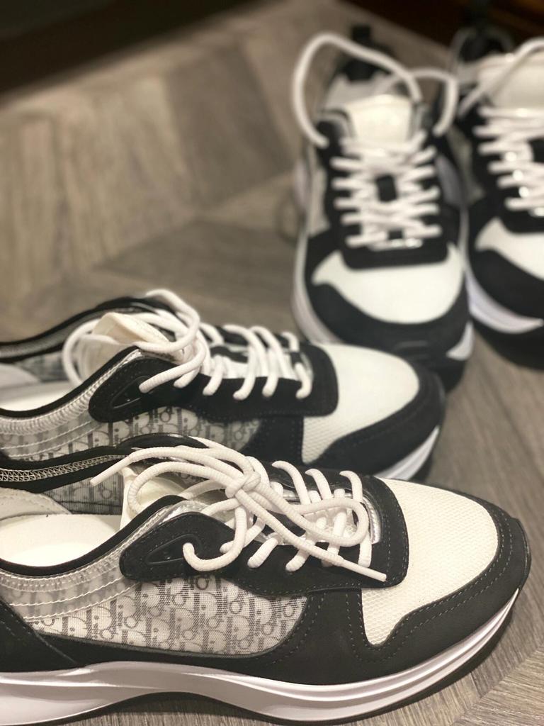 European Style Men's Embroidered Casual Low-Top Sneakers with Thick Sole