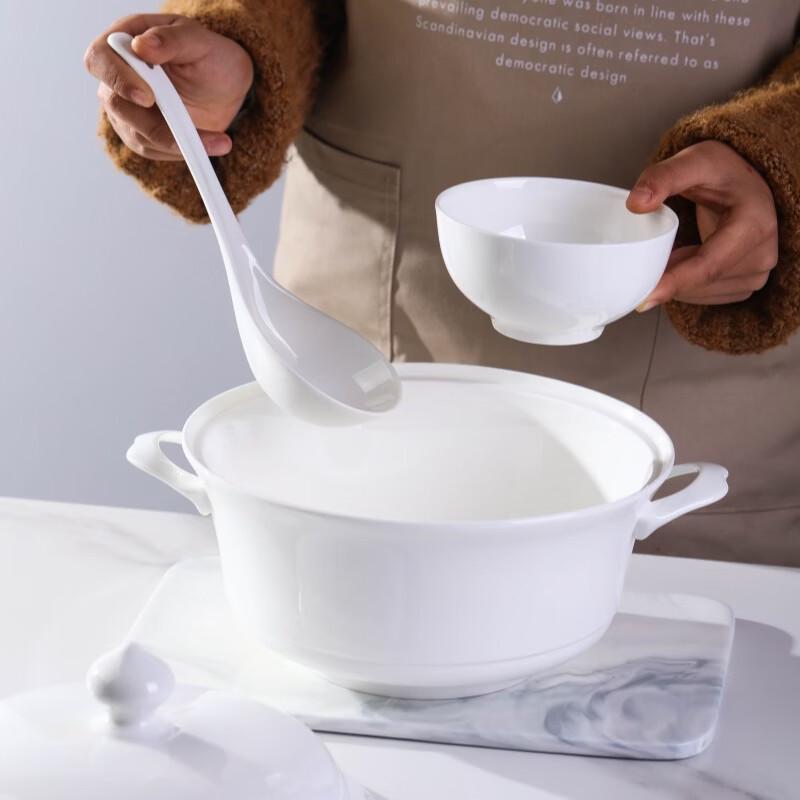 Haoya Simple White Underglaze 9-inch Ceramic Soup Bowl